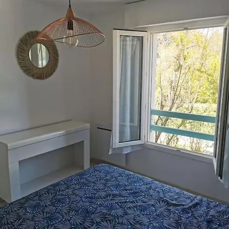 44m2, Terrasse 17m2, Calme Et Verdoyant Apartment *