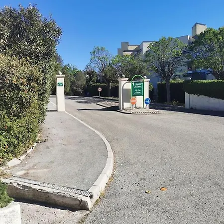 Apartment 44m2, Terrasse 17m2, Calme Et Verdoyant