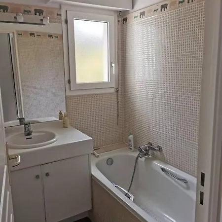 44m2, Terrasse 17m2, Calme Et Verdoyant